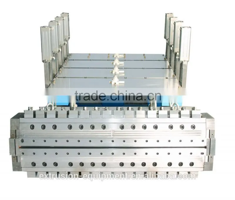 Efficient high speed extrusion tool in order to massive production for plastic profiles