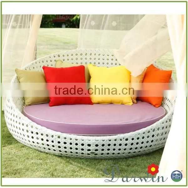 Fashionable rattan wicker high end beach hammock daybed
