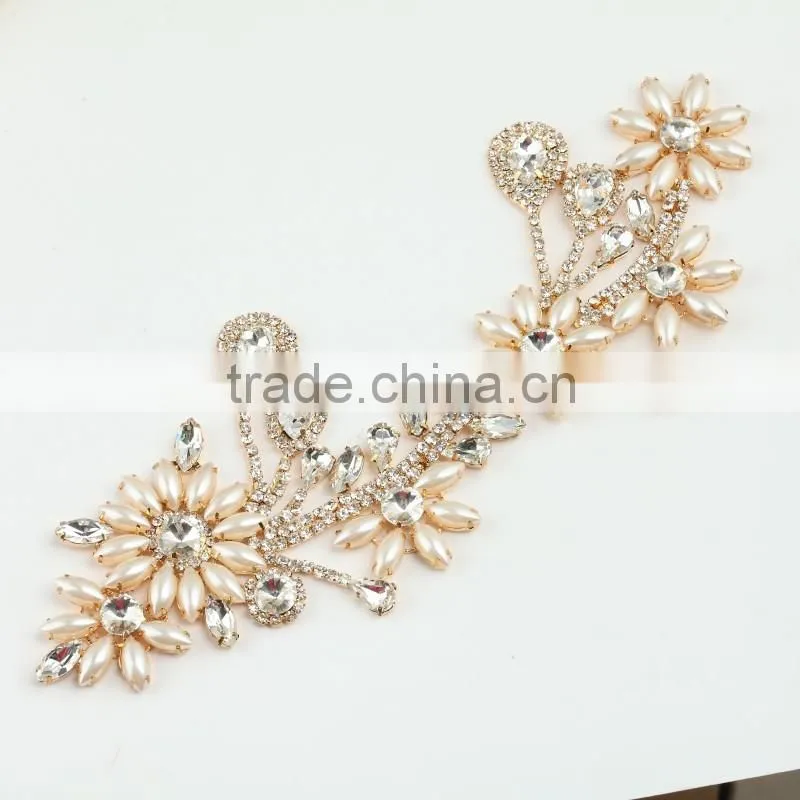 Wholesale New Style Gracious and Elegant Plastic Pearl Rhinestone Lace for Overall Decoration