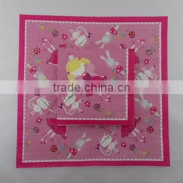 Pink baby girl airlaid napkins for dinner