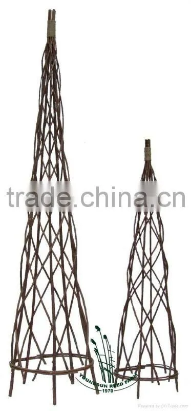 Top quality willow obelisk