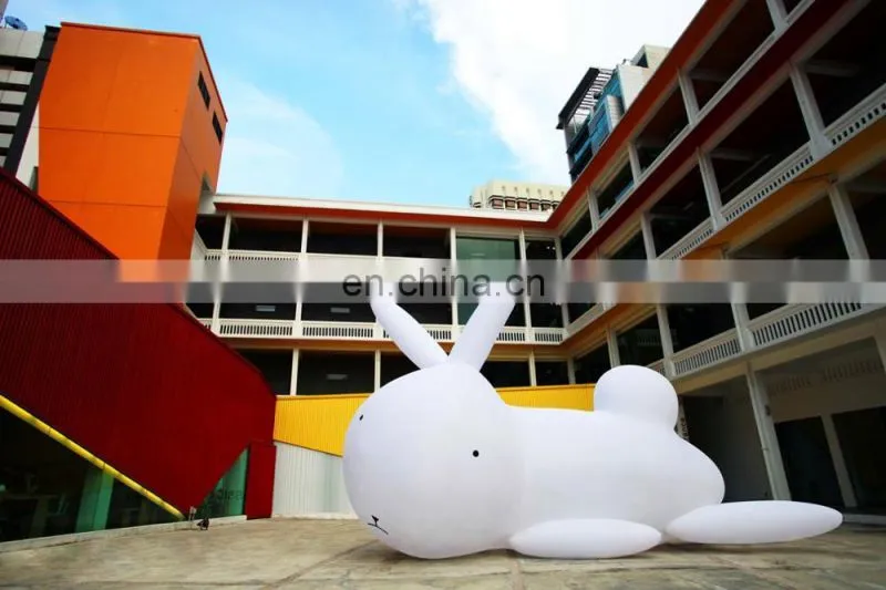 Outdoor giant inflatable white rabbit cartoon model for promotion