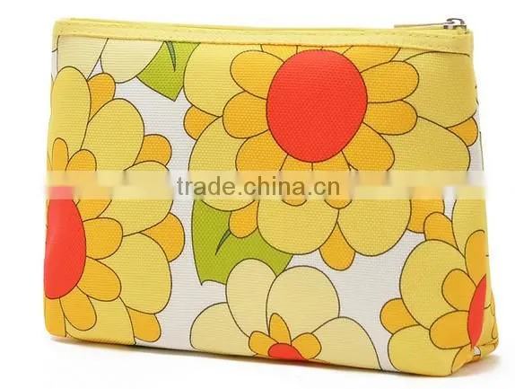 Beatiful big flower printing durable polyester cosmetic bag with thin cotton sandwich