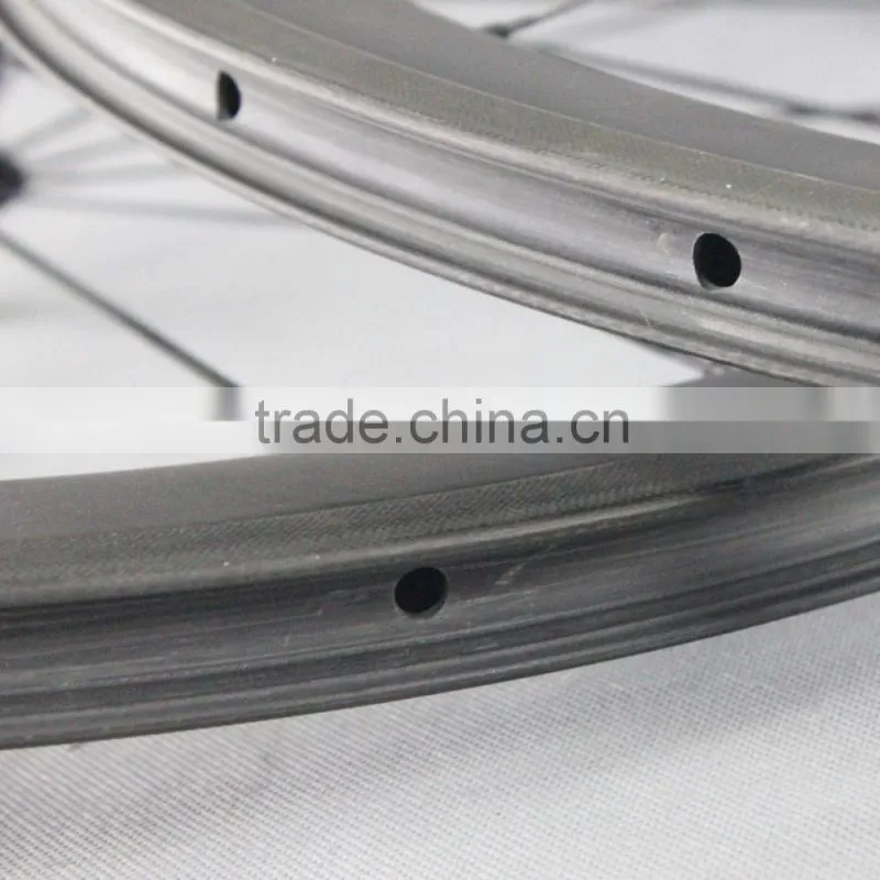 2016 ICAN BIKE high quality 700C 50mm clincher tubeless ready carbon bicycle wheels road bike wheel with R36 carbon hub 50C