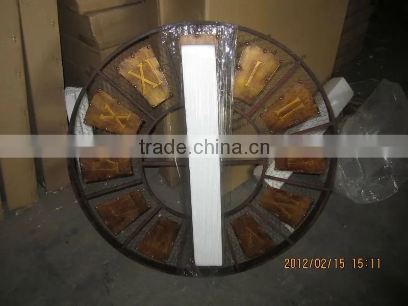 Vintage round Metal decorative wall clock