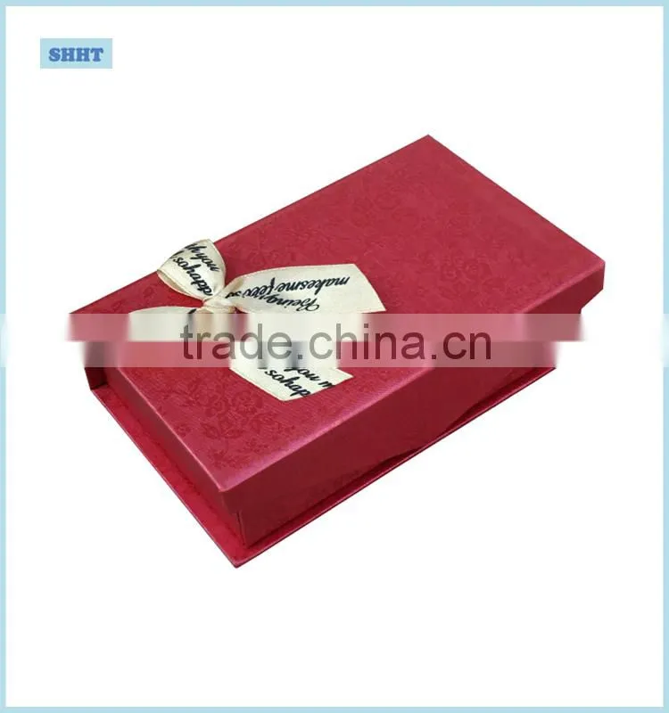 cristmas gift lovely packaging box with color ribbon and custom design