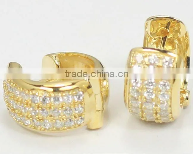 Factory offer fashion golden earring designs for women