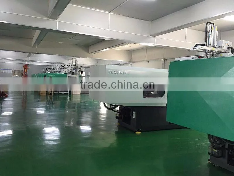 plastic cosmetic bottle injection molding machine