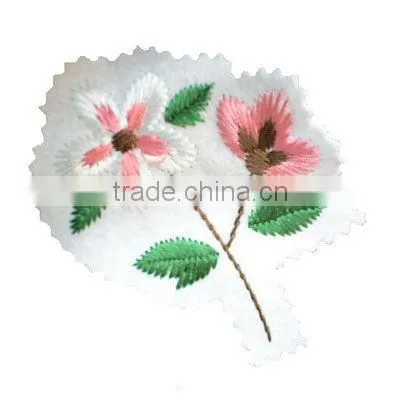 high quality felt fabric flower embroidery patch/badge