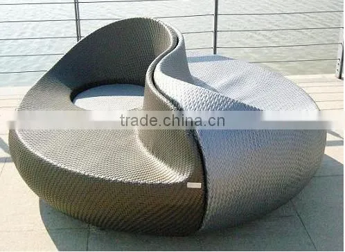 stylish outdoor lounge/garden lounge/rattan sun lounge
