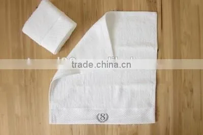 premium 100% cotton white hotel towel set from china