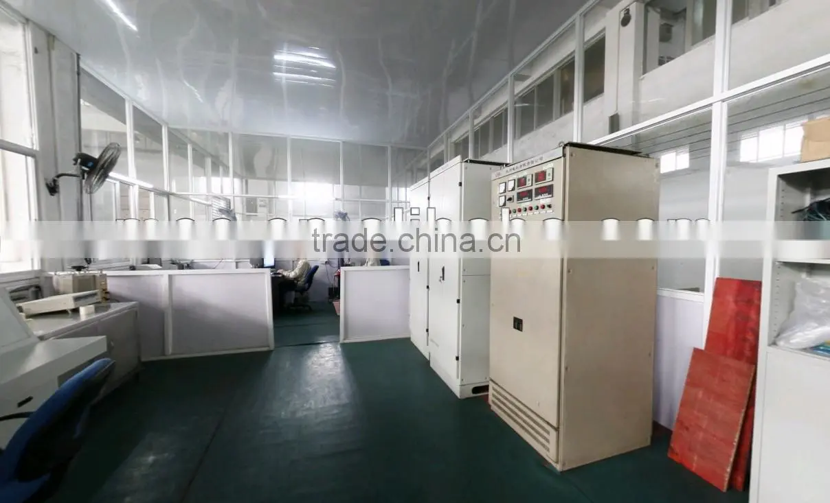 Single phase oil- filed pole-mounted distribution transformers