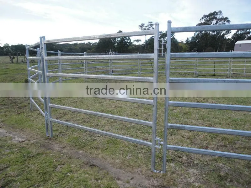 High quality galvanized cattle panel gate in store