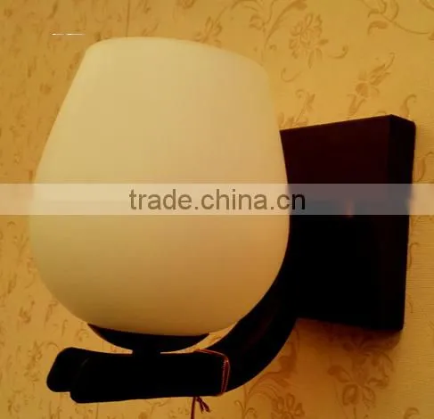 high quality top sale modern European wall lamp for home lighting Model RT W8209-1