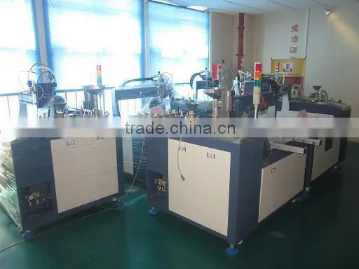 Automatic desktop epoxy glue dispenser