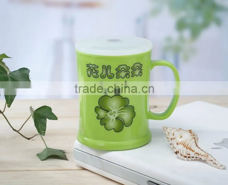 2016 Hot sale High Quality Reusable Plastic custom cheap soup mug with handle