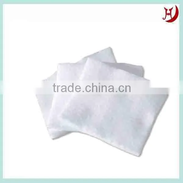 Spunlace nonwoven cosmetic make-up cotton pad