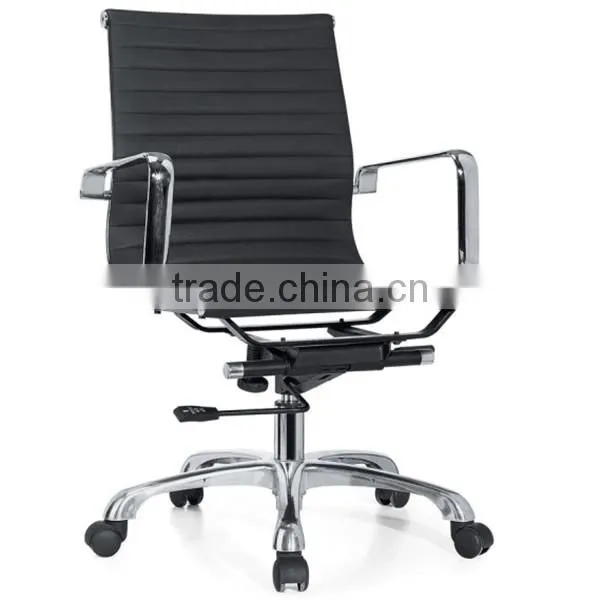 leather and chrome chairs (3013B)
