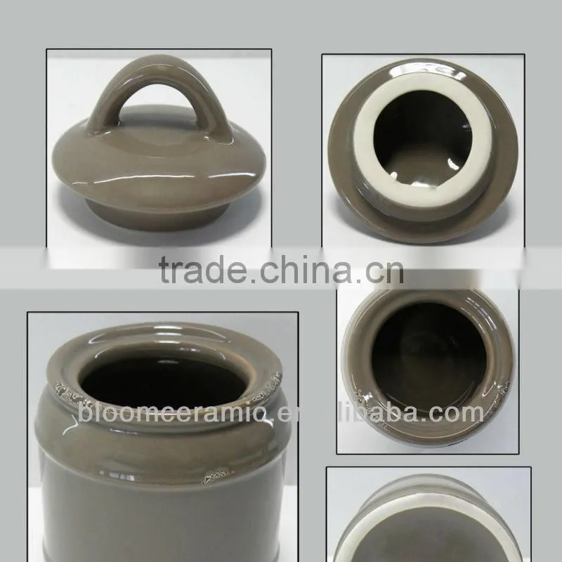 Ceramic sealed salt jar