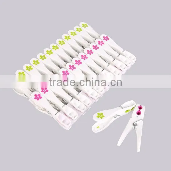 Strong plastic laundry clips