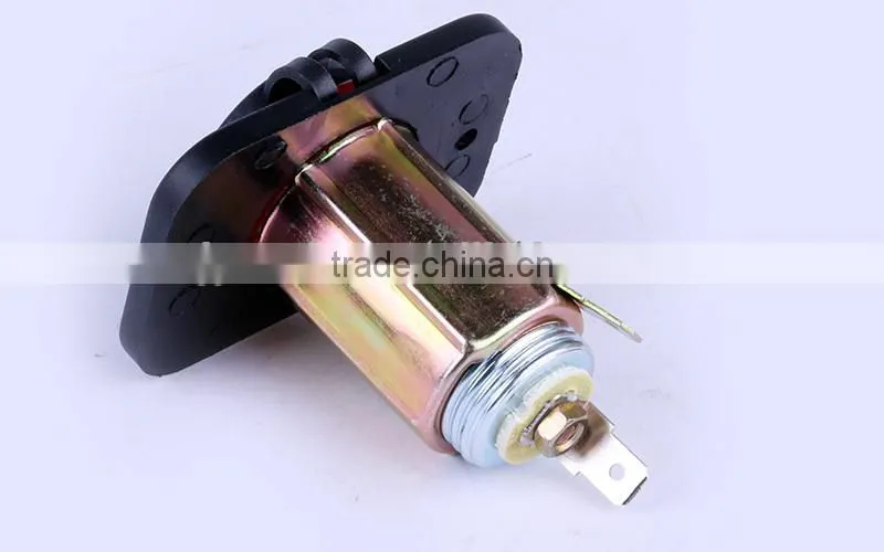 Portable car charger ,h0tmd 12v male car cigarette lighter plug on off switch for sale