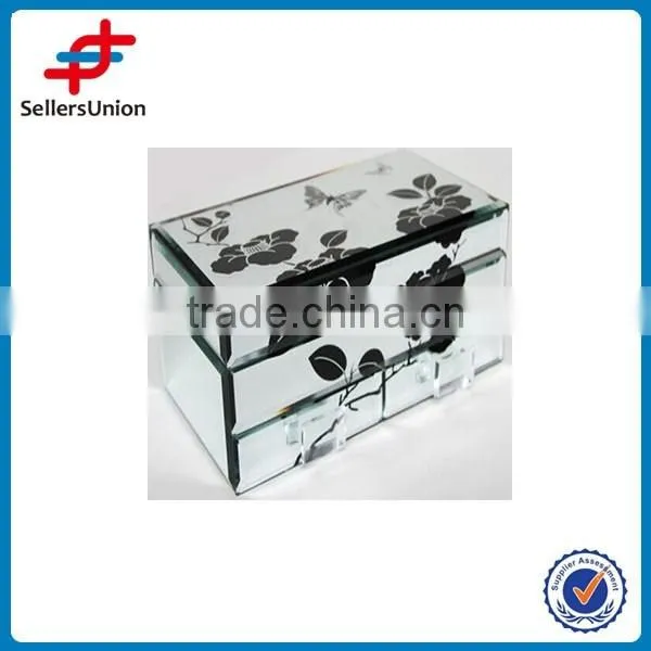 clear glass jewelry box