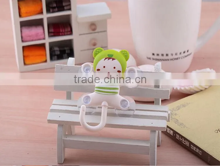 Novelty Plastic Suction Cups Hooks For Hanging 2Pcs/Set