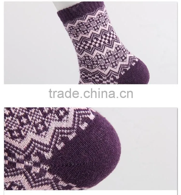 Women's Thicken Socks 5 pairs/lot New Winter Thermal Cashmere Socks Women Warm Rabbit Wool Socks