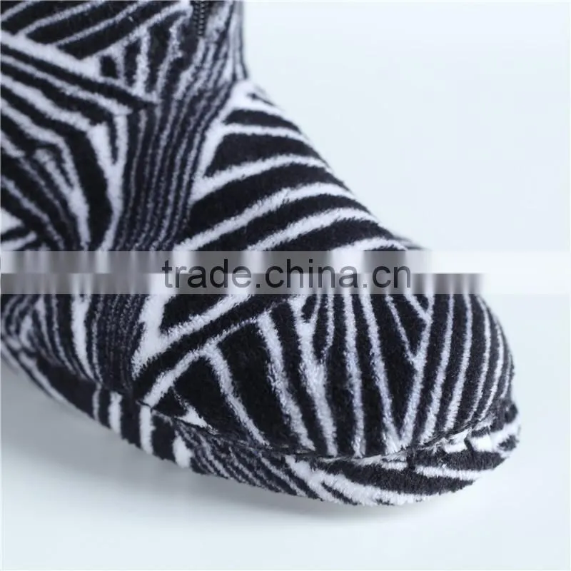 Ladies coral fleece slipper boots with zipper