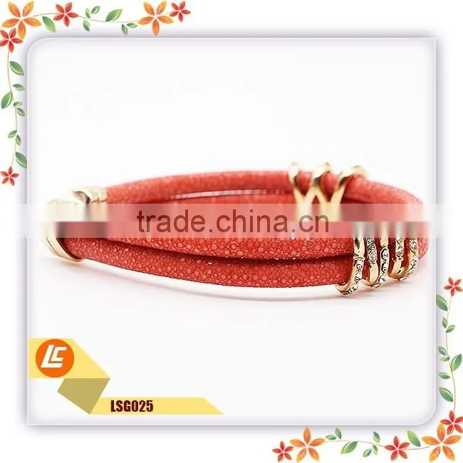 Women best gift red genuine leather stingray bracelet with rose gold clasp hot sale