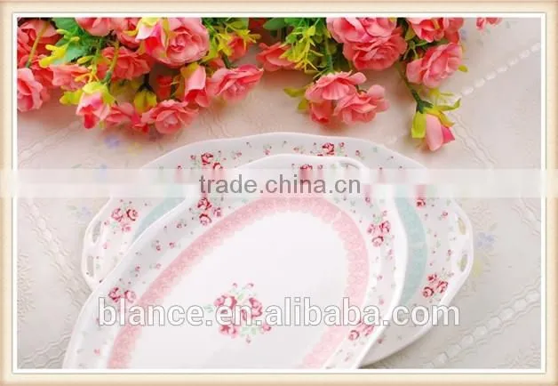 rose oral plate in embossed lace design