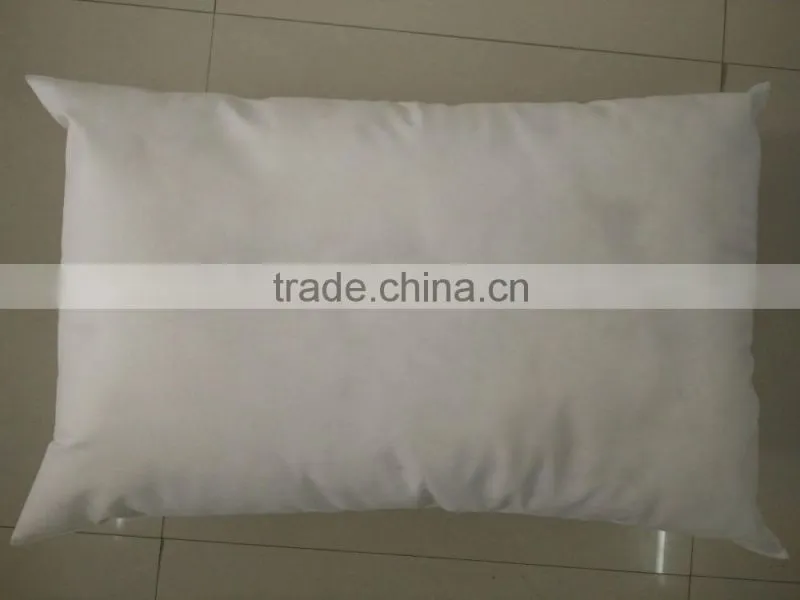 Comfortable white non woven hotel pillow