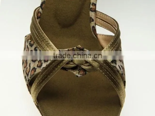Wholesale leopard ladies fashion latin dance shoes