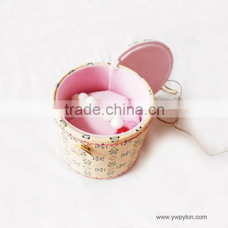 2014 fashion jewelry gift packaging box for bracelet