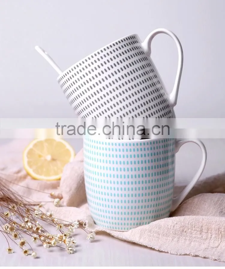 12-Ounce Porcelain Coffee Mug Red (white Dots Stripes grey )