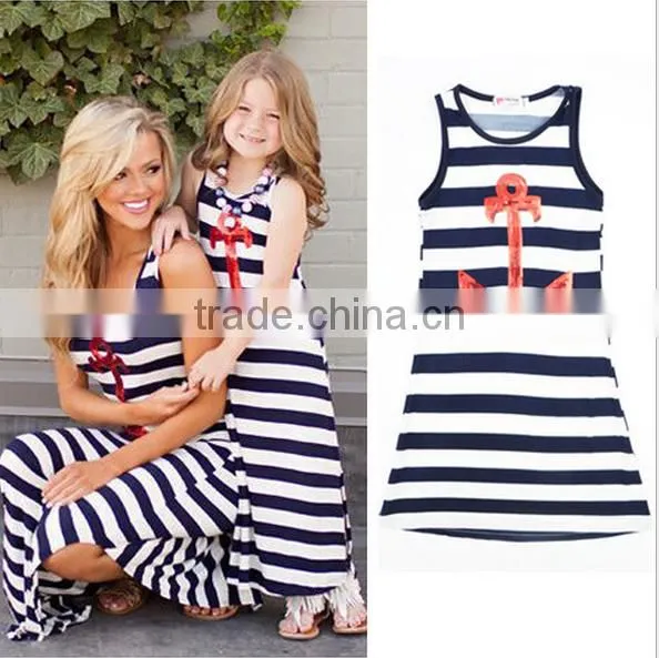 2017 On sale summer fashion outfits mother and daughters dresses matching family clothing sets
