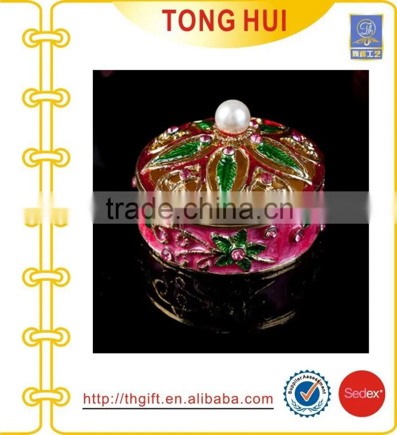 European high-grade gold-plated jewelry box painted