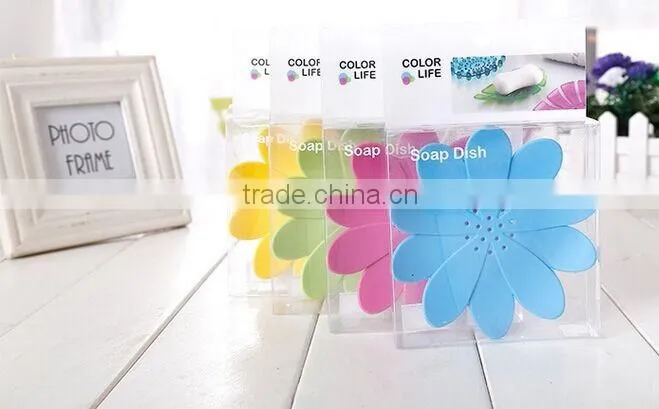 nice design plastic soap dish in flower shape