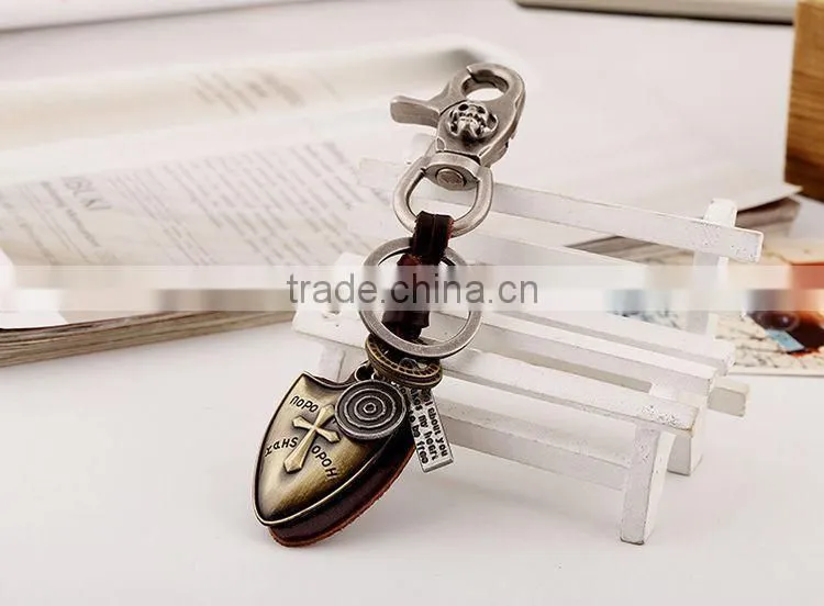 2015 Yiwu Factory Direct Sale Custom Leather Keychains Promotional Gift