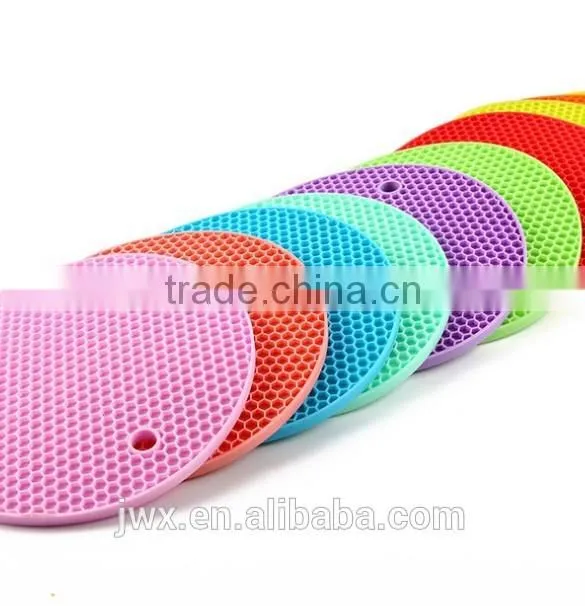 wave design round silicone mat for dish plate and pot