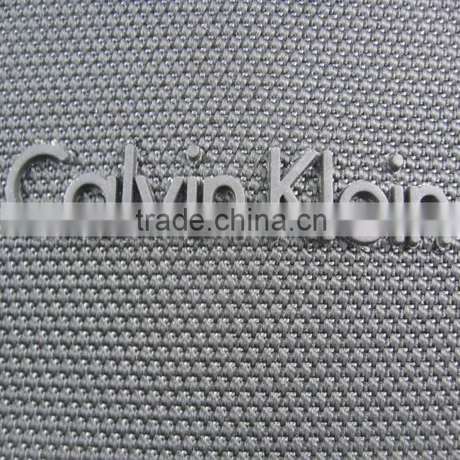 3D luggage logo