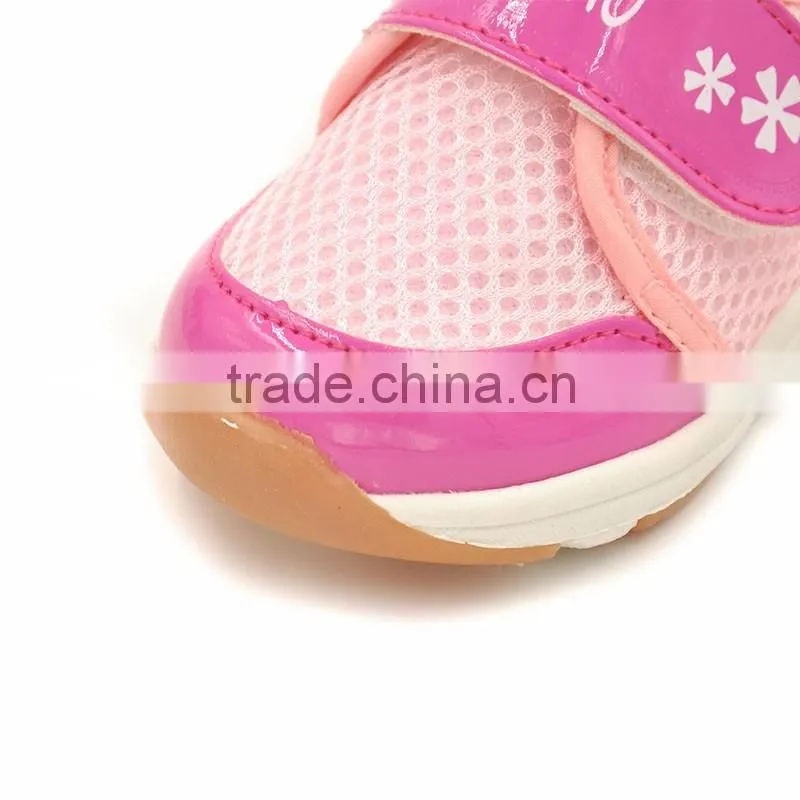 2016 XIAOLIUBAO latest baby shoes lovely girls shoes soft TPR sole