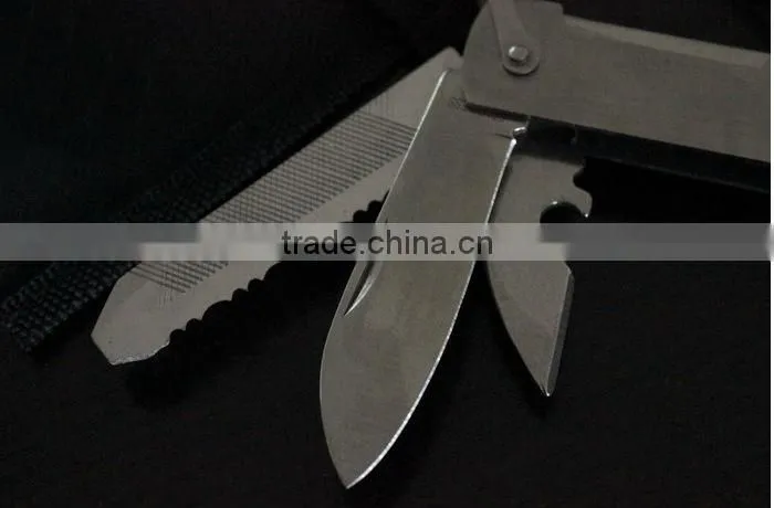 multi tool pliers axe with knife tools