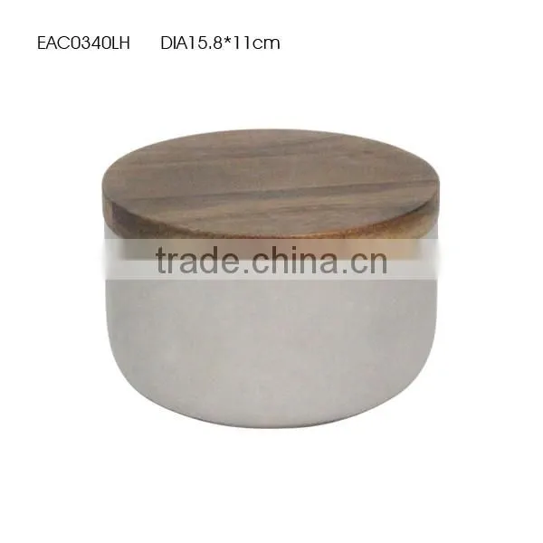 Concrete or cement catchall/box/bowl with wood