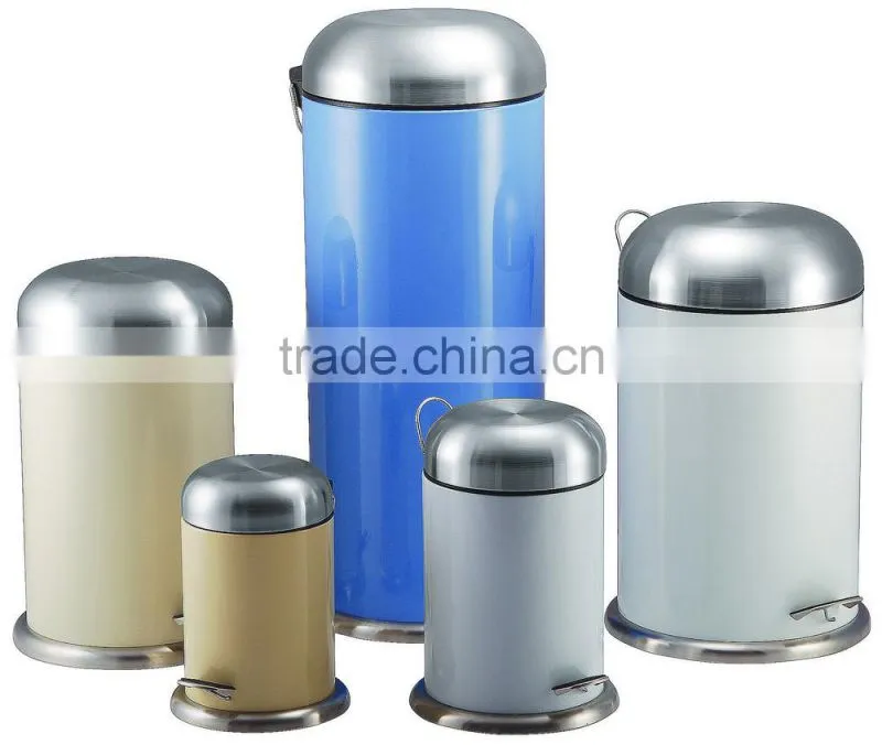 Stainless Steel Trash Can with Food Pedal