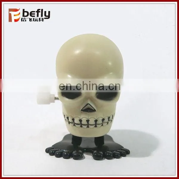 Wind up plastic luminous mini toy set
