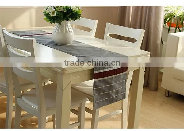 Kikiland Design 100% Polyester Digital Printing Crochet Table Runner