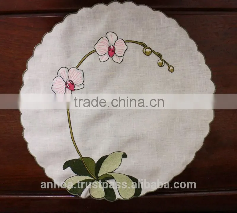 Round embroidered placemat, pure linen placemat