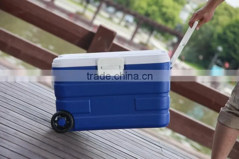NEW STYLE Portable mini fridge with wheels