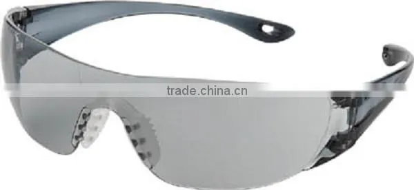 Various type of reliable and cost effective workman gloves made in Japan